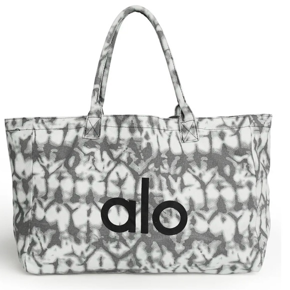 New Alo Yoga Gray Tie-Dye Shopper Tote - Picture 2 of 4